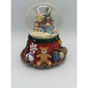 Sankyo Holiday Christmas Snow Globe Musical Decor Christmas Base Presents Bear